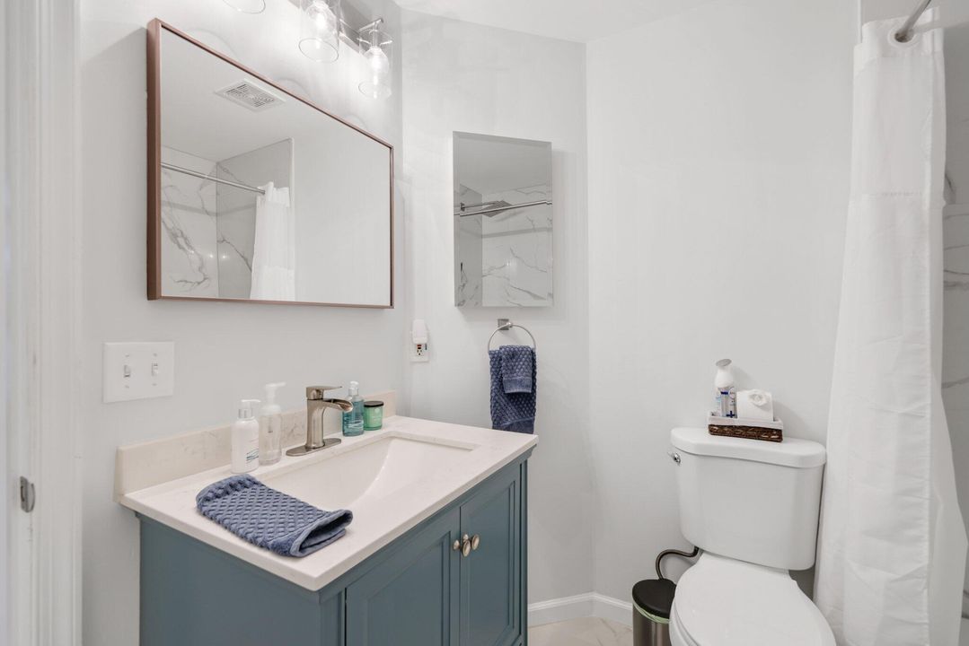 合同活跃: $719,000 (3 贝兹, 2 浴室, 1659 平方英尺)