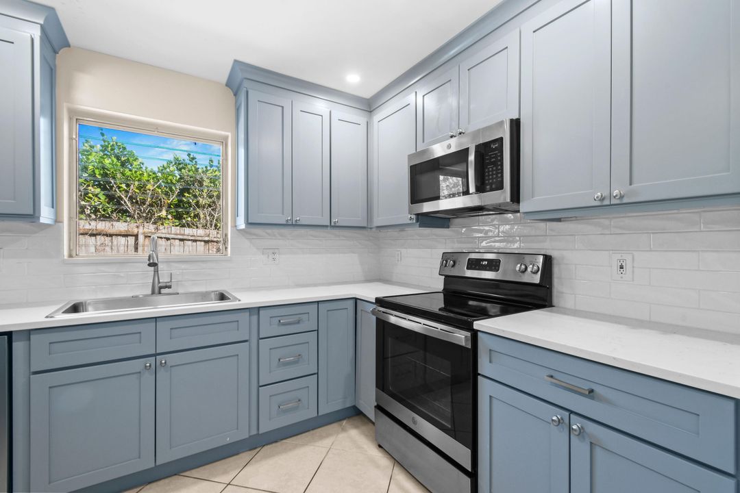 For Sale: $625,000 (3 beds, 2 baths, 1467 Square Feet)