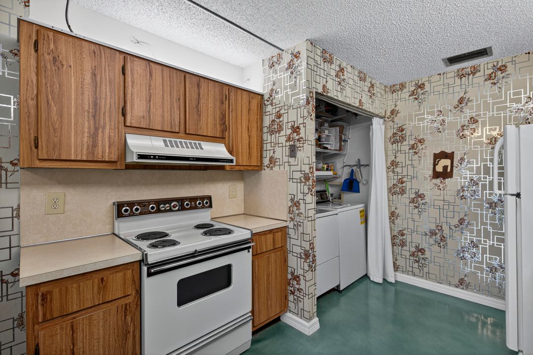 待售: $210,000 (2 贝兹, 2 浴室, 1200 平方英尺)