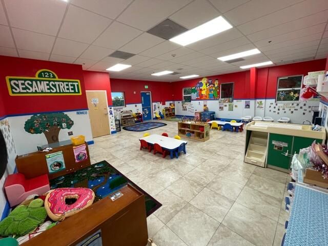 待售: $7,600,000 (0 贝兹, 0 浴室, 19560 平方英尺)