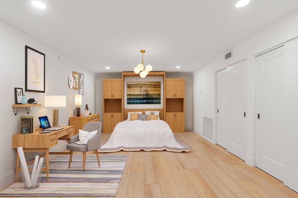 For Sale: $3,299,000 (3 beds, 2 baths, 3025 Square Feet)