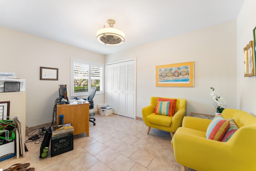 Activo con contrato: $1,195,000 (5 camas, 3 baños, 2743 Pies cuadrados)