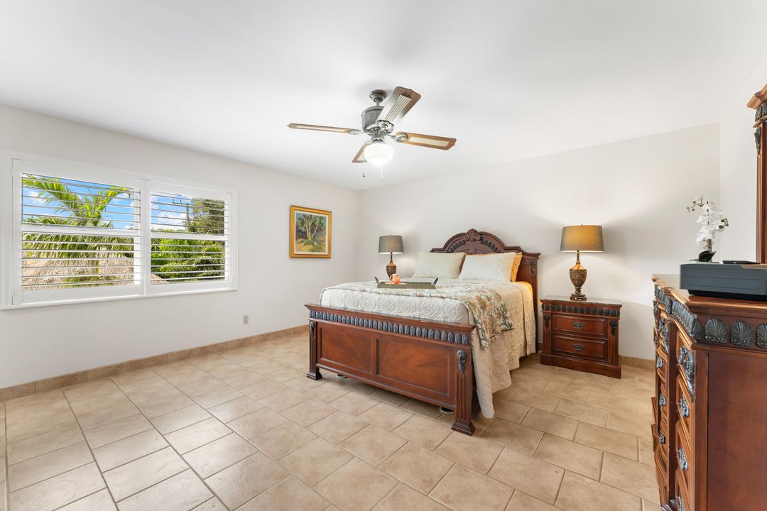 Activo con contrato: $1,195,000 (5 camas, 3 baños, 2743 Pies cuadrados)