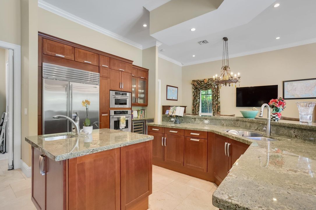 For Sale: $3,265,000 (5 beds, 5 baths, 4182 Square Feet)