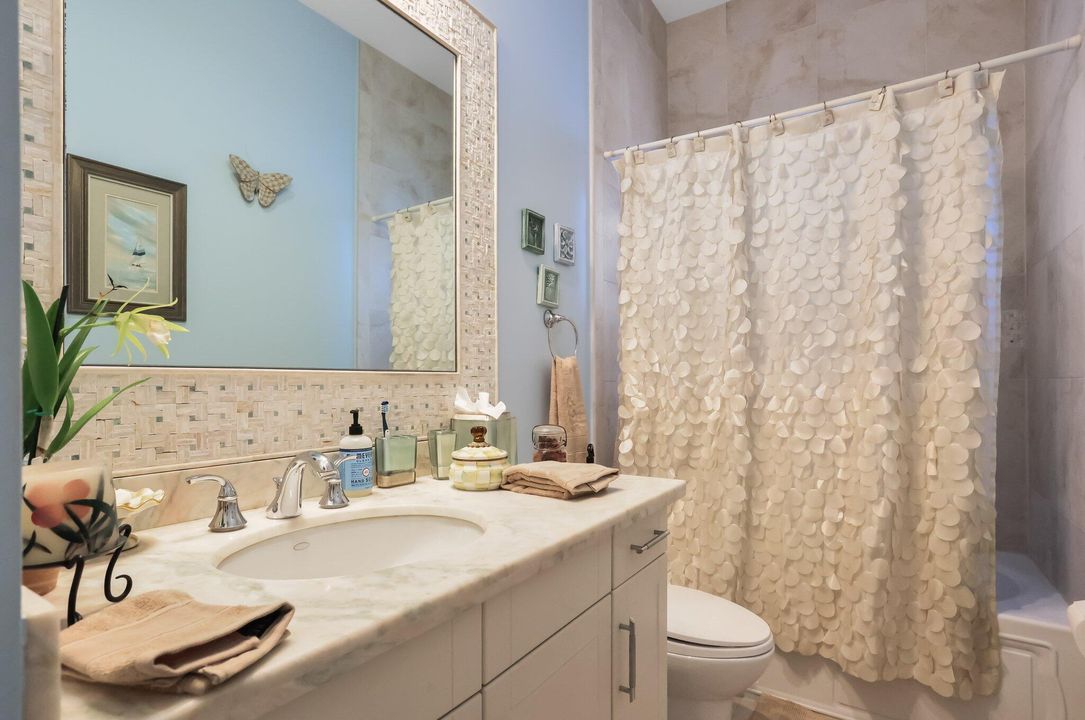 For Sale: $3,265,000 (5 beds, 5 baths, 4182 Square Feet)