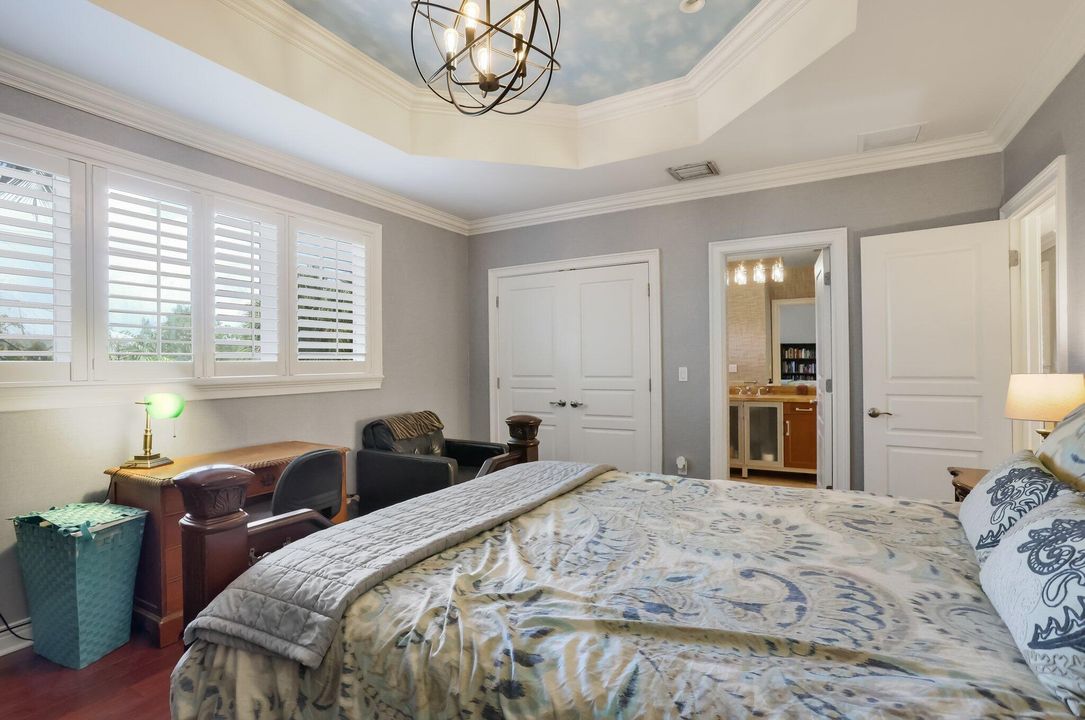 For Sale: $3,265,000 (5 beds, 5 baths, 4182 Square Feet)