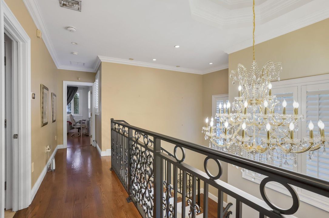 For Sale: $3,265,000 (5 beds, 5 baths, 4182 Square Feet)