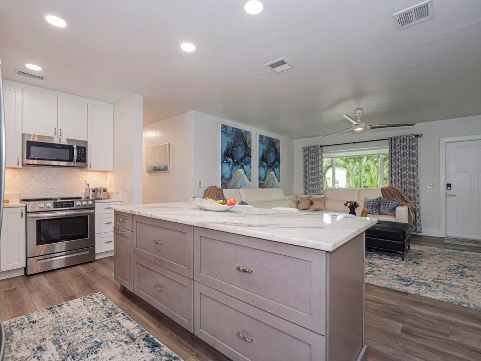 For Sale: $847,000 (4 beds, 3 baths, 2276 Square Feet)