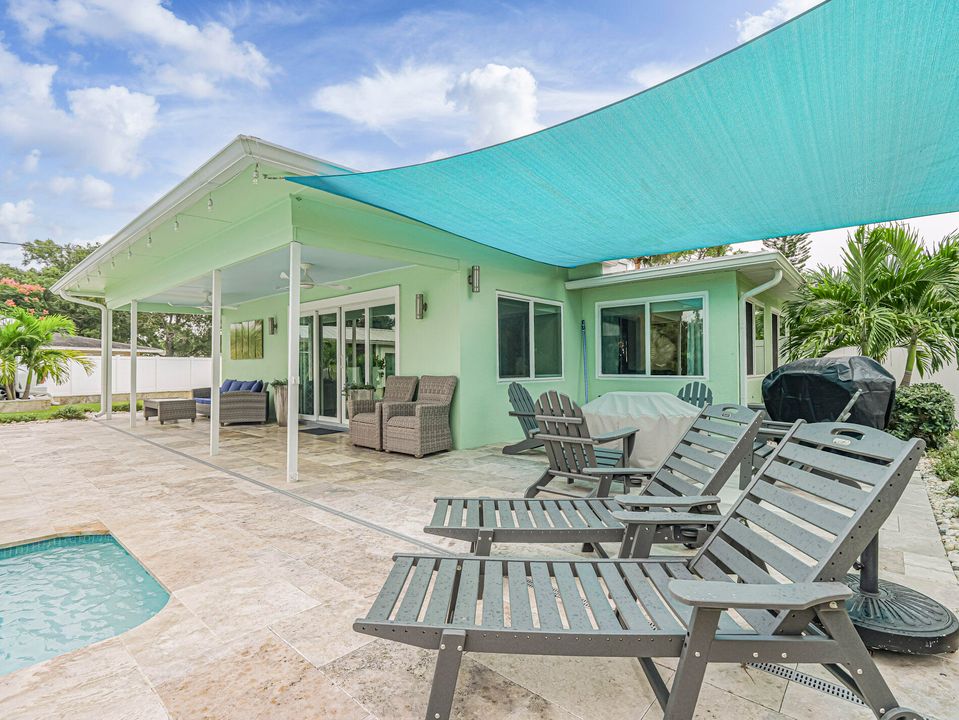 For Sale: $847,000 (4 beds, 3 baths, 2276 Square Feet)