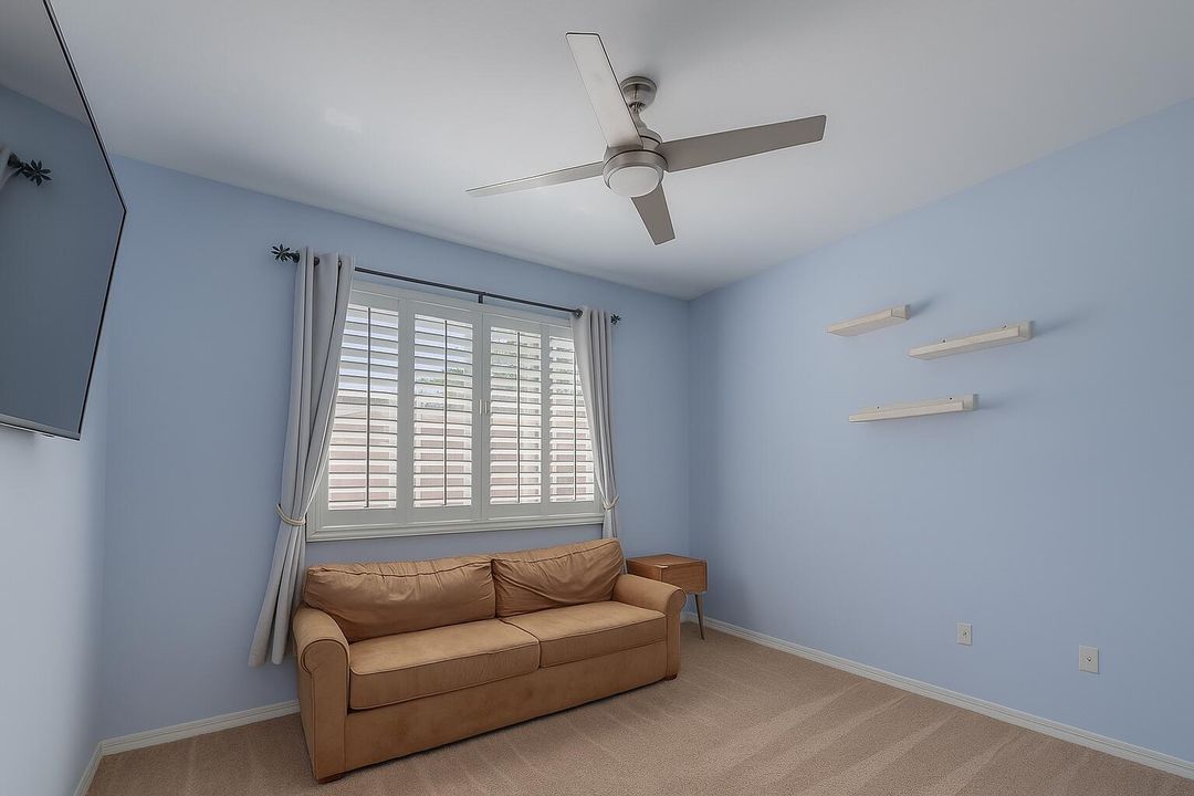 待售: $400,000 (3 贝兹, 2 浴室, 2164 平方英尺)