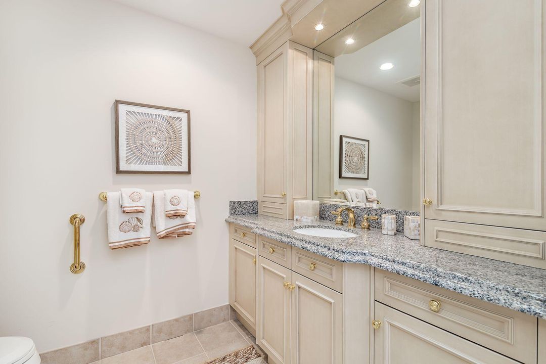 En Venta: $5,200,000 (3 camas, 3 baños, 4069 Pies cuadrados)