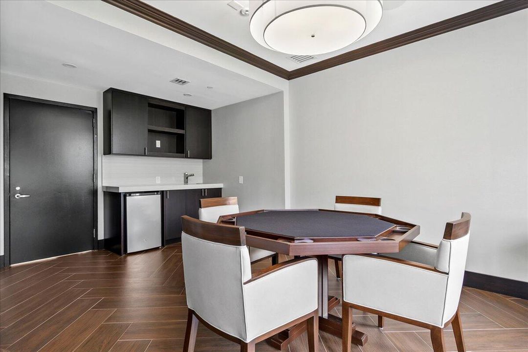 En Venta: $5,200,000 (3 camas, 3 baños, 4069 Pies cuadrados)