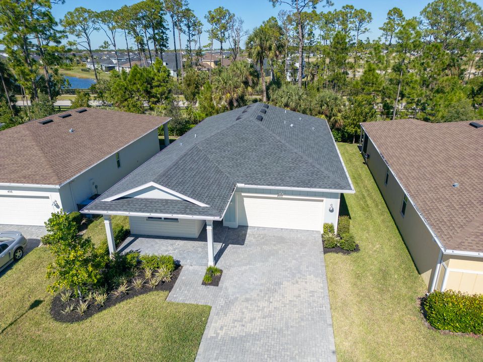 En Venta: $399,000 (3 camas, 3 baños, 1598 Pies cuadrados)