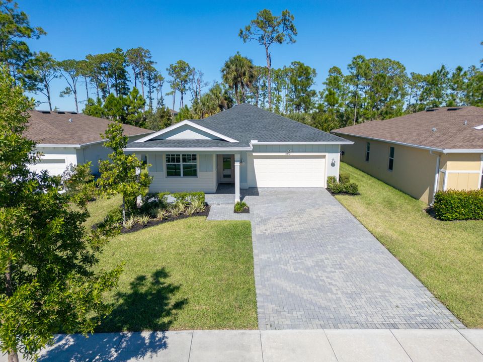 En Venta: $399,000 (3 camas, 3 baños, 1598 Pies cuadrados)