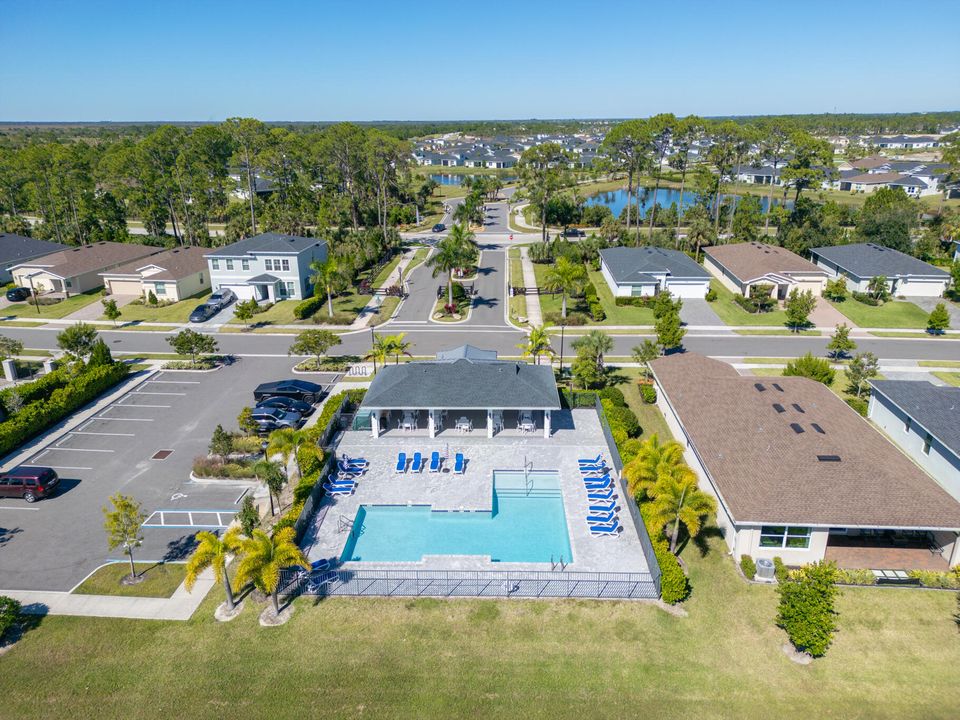 En Venta: $399,000 (3 camas, 3 baños, 1598 Pies cuadrados)