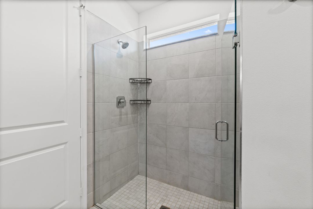 En Venta: $399,000 (3 camas, 3 baños, 1598 Pies cuadrados)