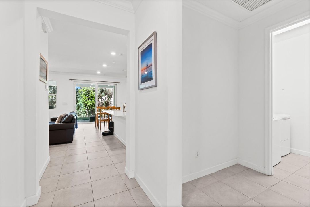 En Venta: $399,000 (3 camas, 3 baños, 1598 Pies cuadrados)