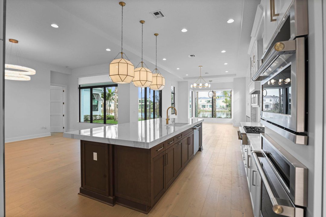 En Venta: $2,949,990 (5 camas, 5 baños, 5167 Pies cuadrados)