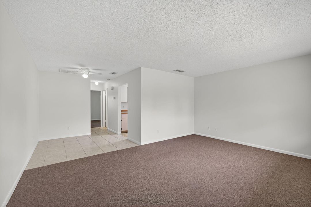 В аренду: $1,600 (1 спален, 1 ванн, 804 Квадратных фут)