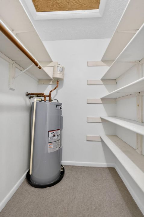 В аренду: $1,600 (1 спален, 1 ванн, 804 Квадратных фут)