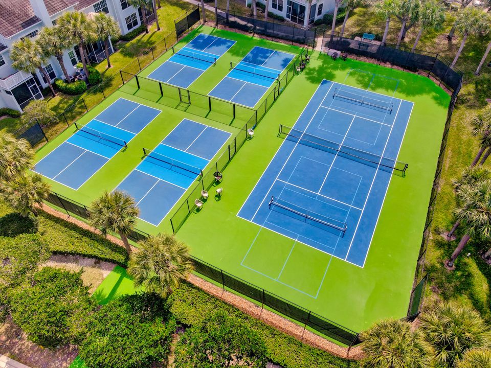 En Venta: $1,397,000 (3 camas, 3 baños, 1822 Pies cuadrados)