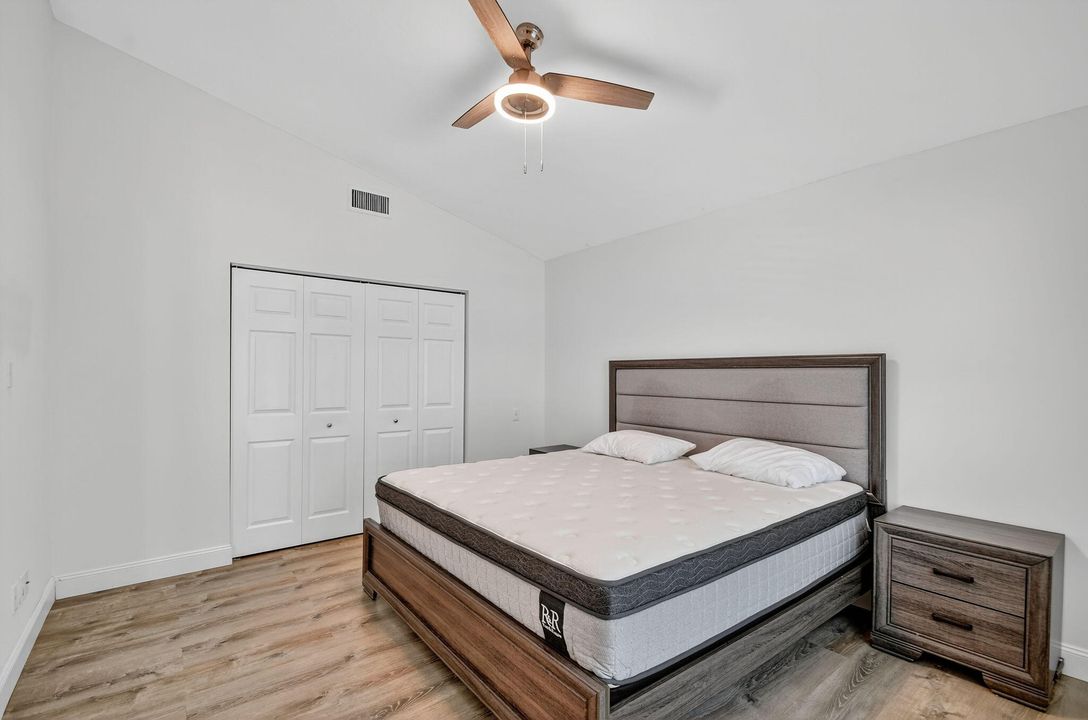 出租: $5,800 (3 贝兹, 2 浴室, 1358 平方英尺)