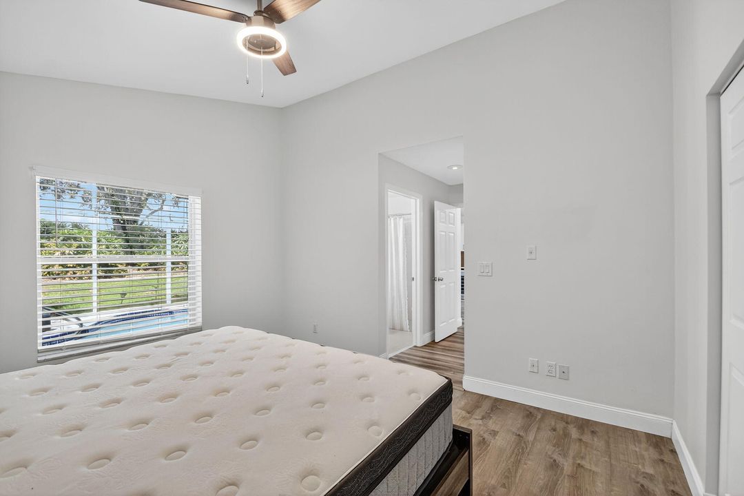 出租: $5,800 (3 贝兹, 2 浴室, 1358 平方英尺)