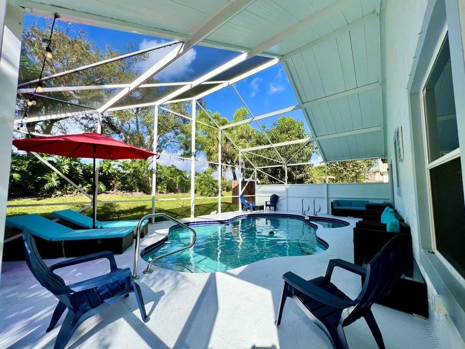 出租: $5,800 (3 贝兹, 2 浴室, 1358 平方英尺)