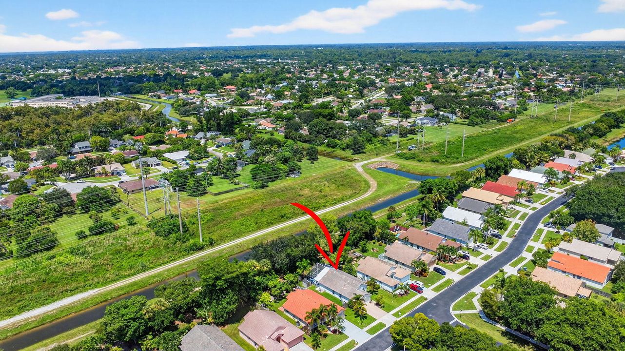 出租: $5,800 (3 贝兹, 2 浴室, 1358 平方英尺)