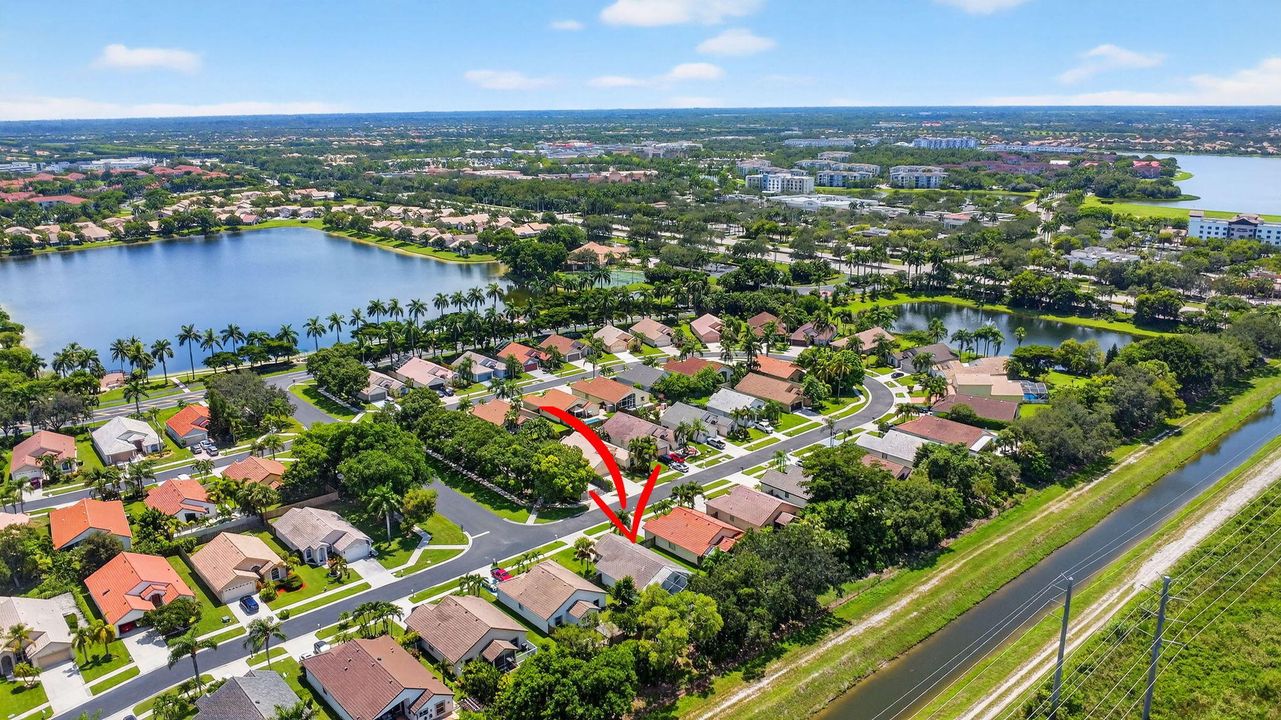 出租: $5,800 (3 贝兹, 2 浴室, 1358 平方英尺)