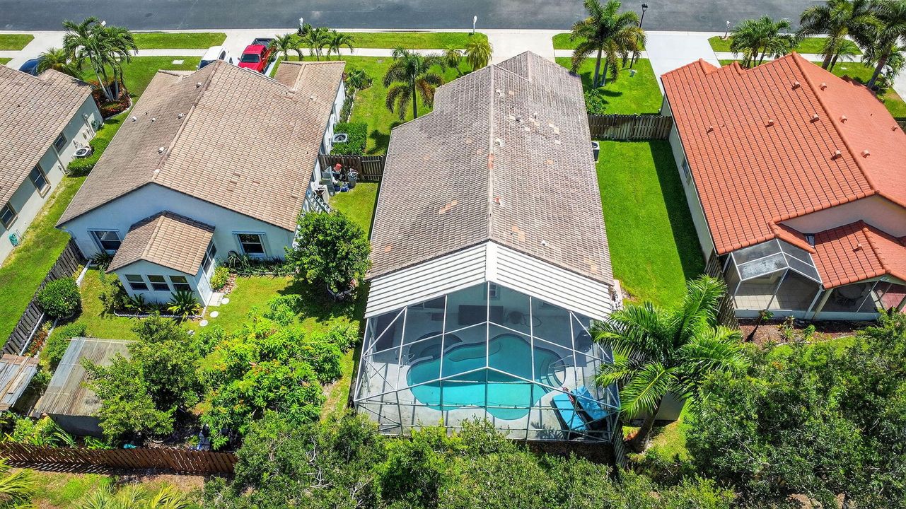 出租: $5,800 (3 贝兹, 2 浴室, 1358 平方英尺)