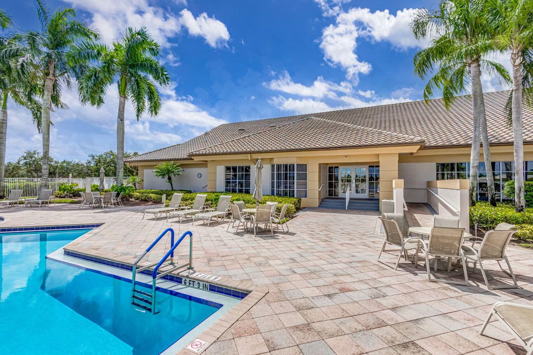 出租: $5,800 (3 贝兹, 2 浴室, 1358 平方英尺)