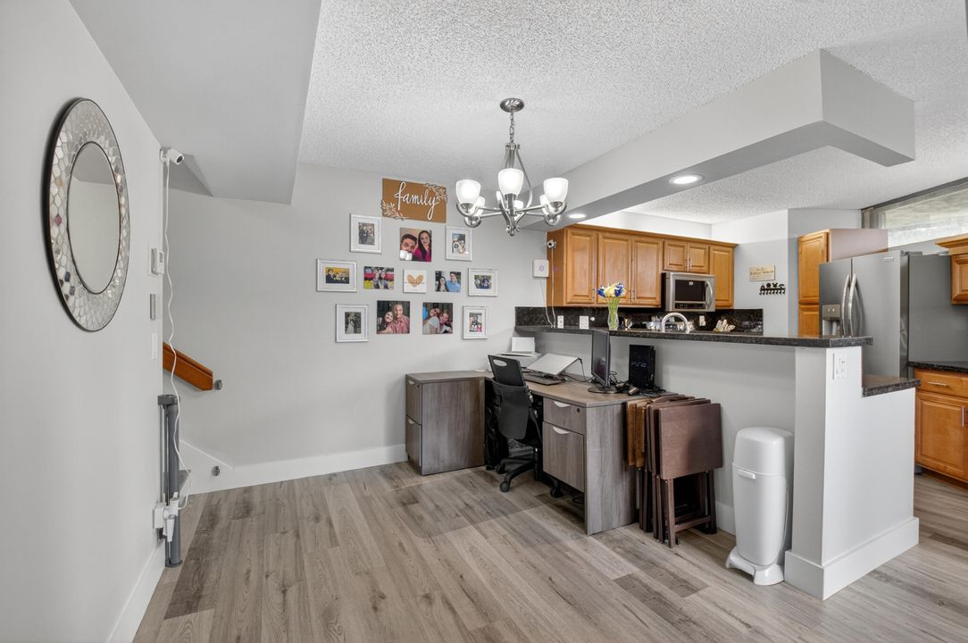 Active With Contract: $339,000 (2 beds, 2 baths, 1302 Square Feet)