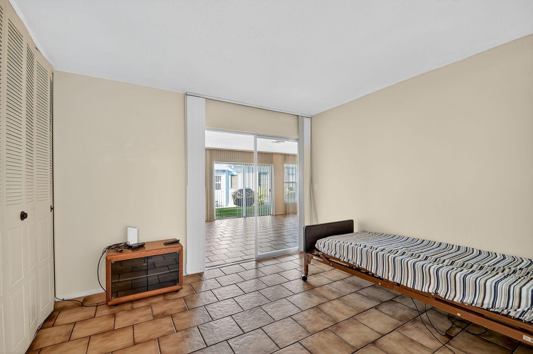 Active With Contract: $165,000 (2 beds, 2 baths, 1014 Square Feet)