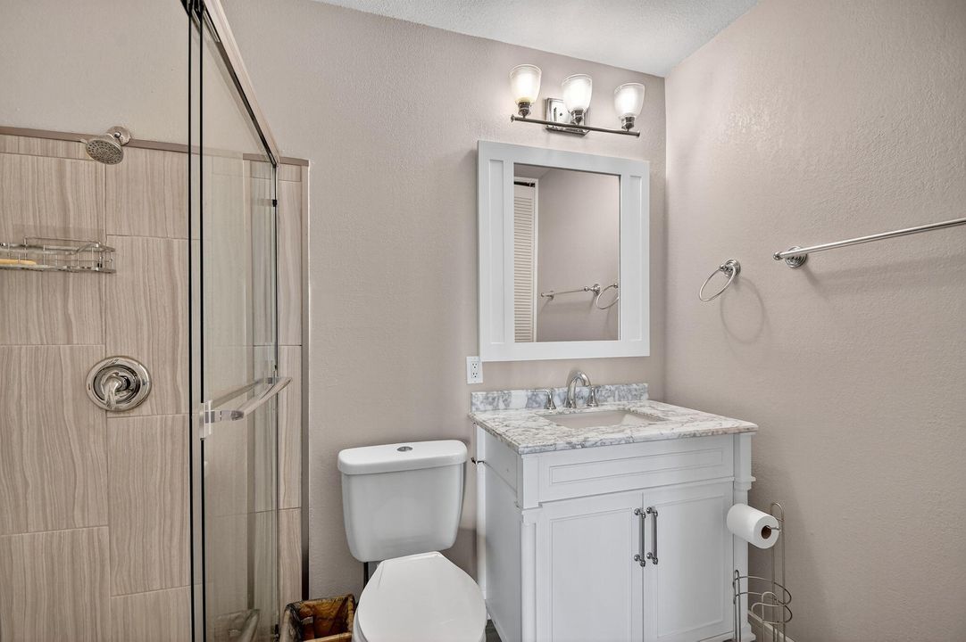 Active With Contract: $165,000 (2 beds, 2 baths, 1014 Square Feet)