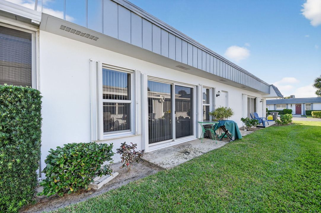 Active With Contract: $165,000 (2 beds, 2 baths, 1014 Square Feet)