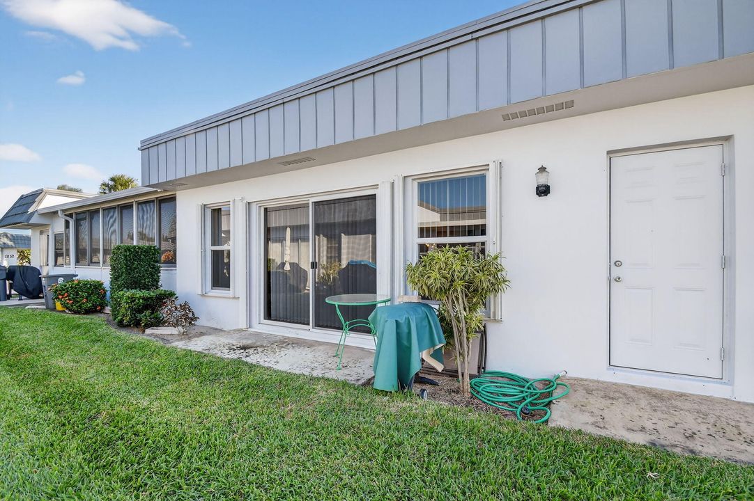 Active With Contract: $165,000 (2 beds, 2 baths, 1014 Square Feet)