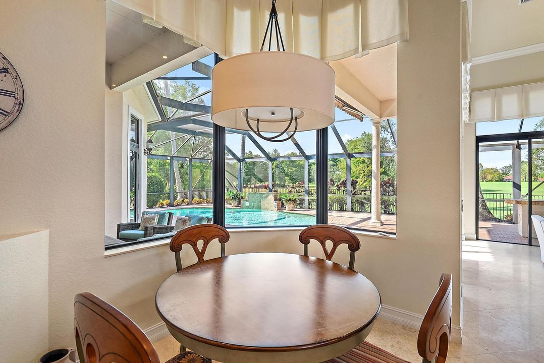 На продажу: $1,895,000 (4 спален, 3 ванн, 3743 Квадратных фут)