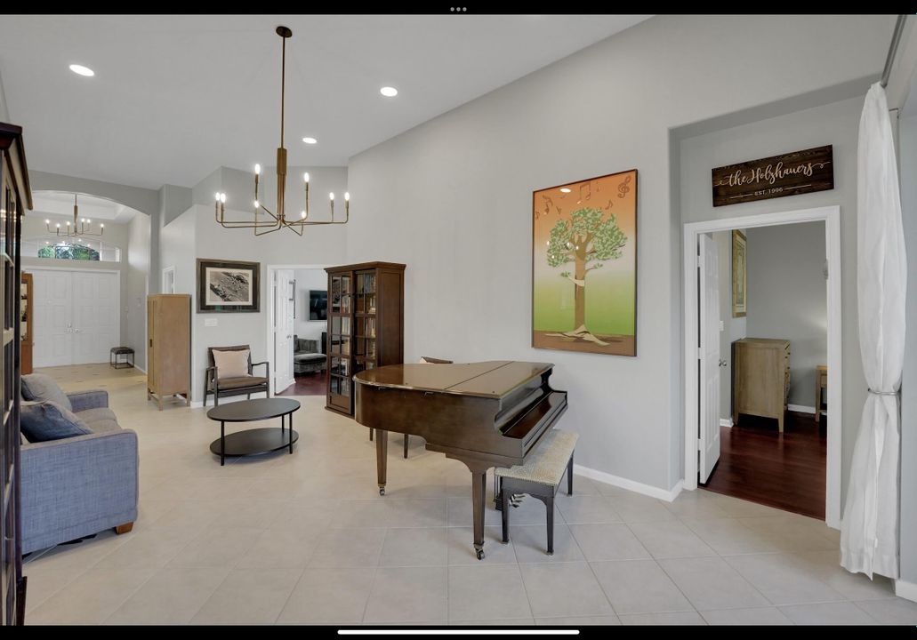 For Rent: $5,000 (4 beds, 2 baths, 2229 Square Feet)