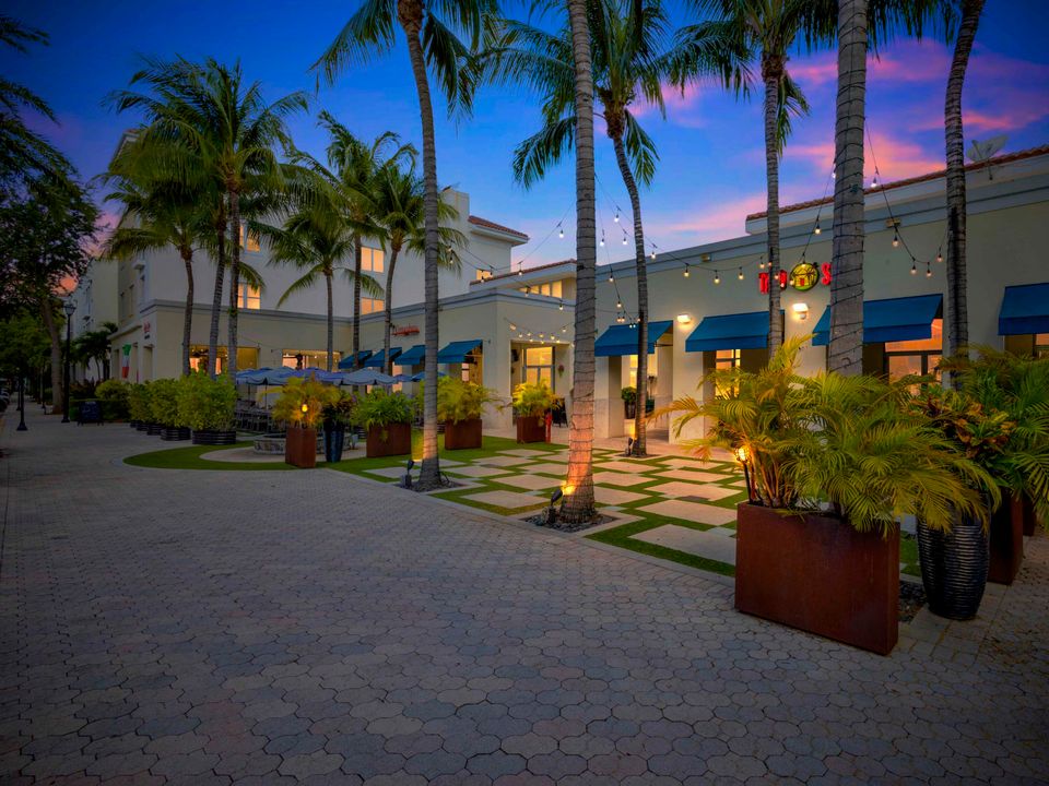 En Venta: $288,000 (1 camas, 1 baños, 823 Pies cuadrados)