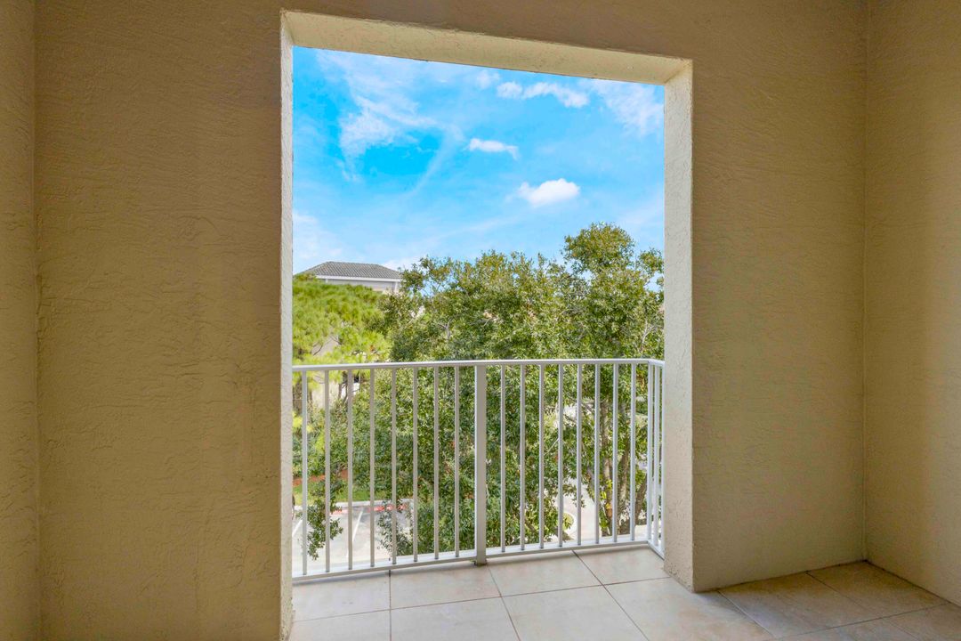 En Venta: $288,000 (1 camas, 1 baños, 823 Pies cuadrados)