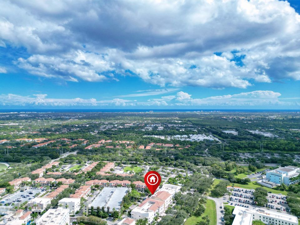 En Venta: $288,000 (1 camas, 1 baños, 823 Pies cuadrados)