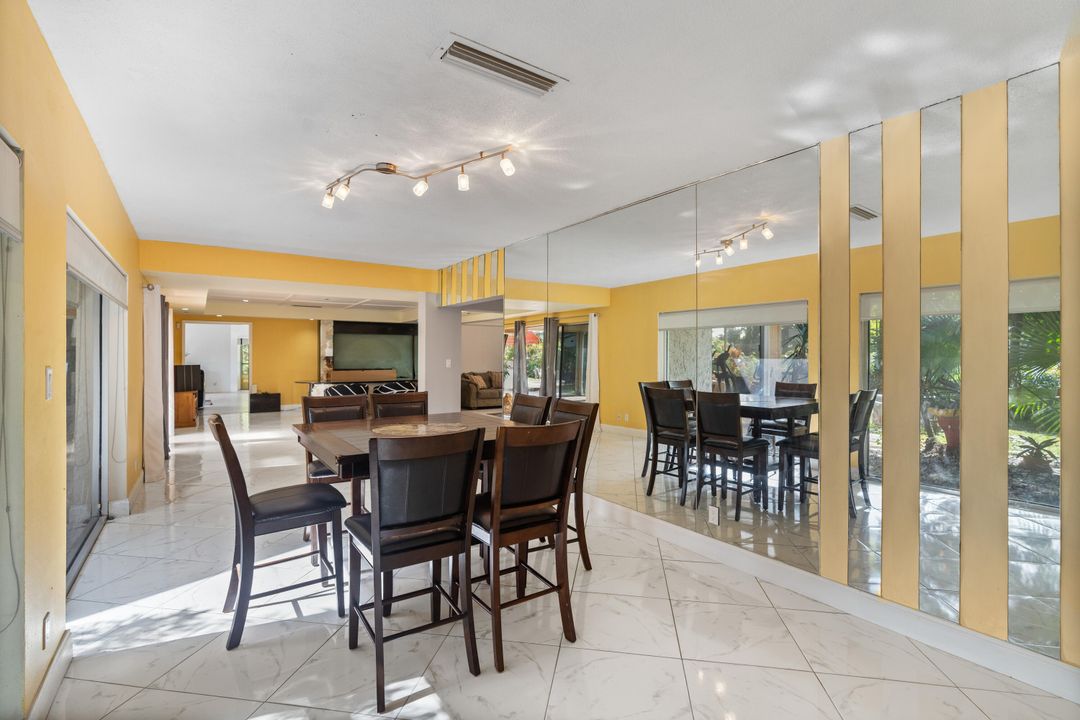 待售: $1,425,000 (5 贝兹, 4 浴室, 4338 平方英尺)