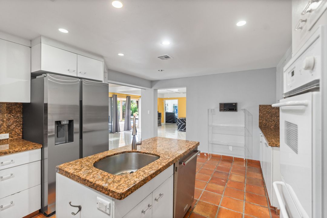 待售: $1,425,000 (5 贝兹, 4 浴室, 4338 平方英尺)