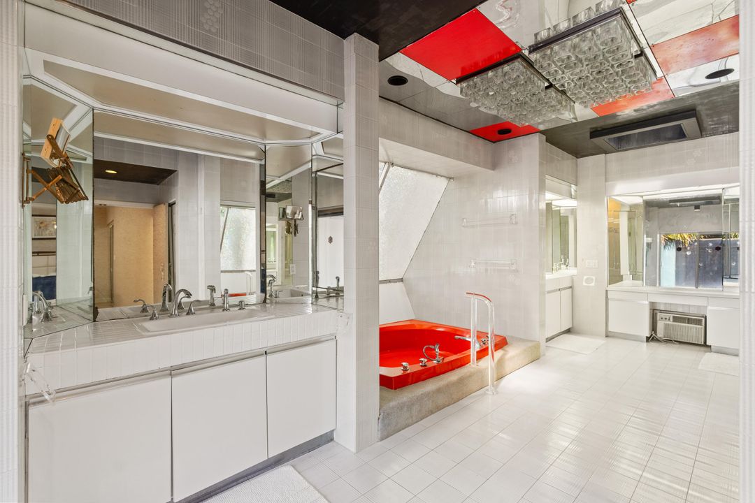 待售: $1,425,000 (5 贝兹, 4 浴室, 4338 平方英尺)