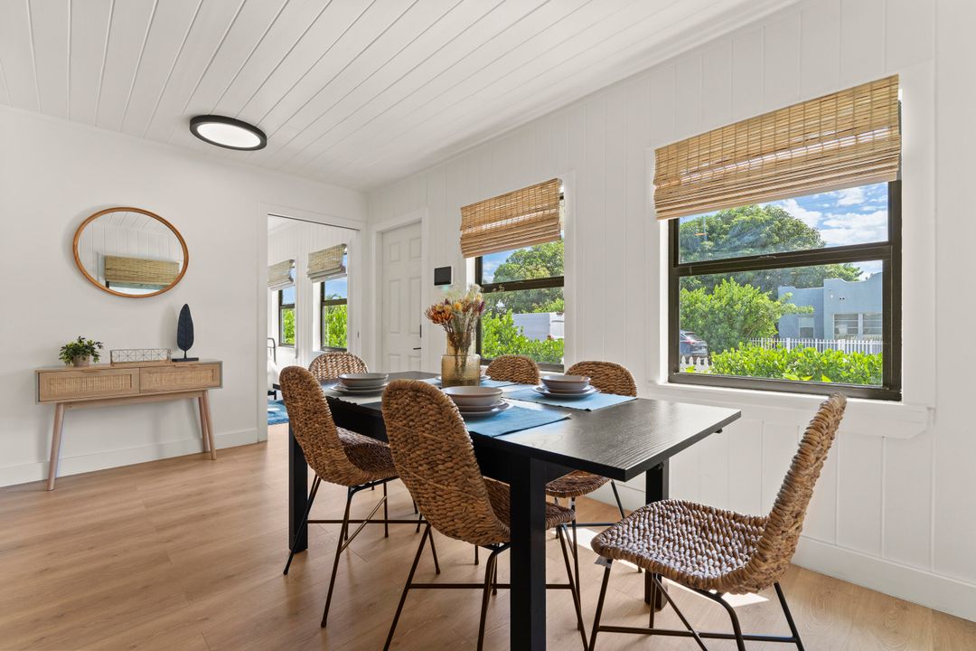 For Rent: $9,500 (4 beds, 2 baths, 1264 Square Feet)