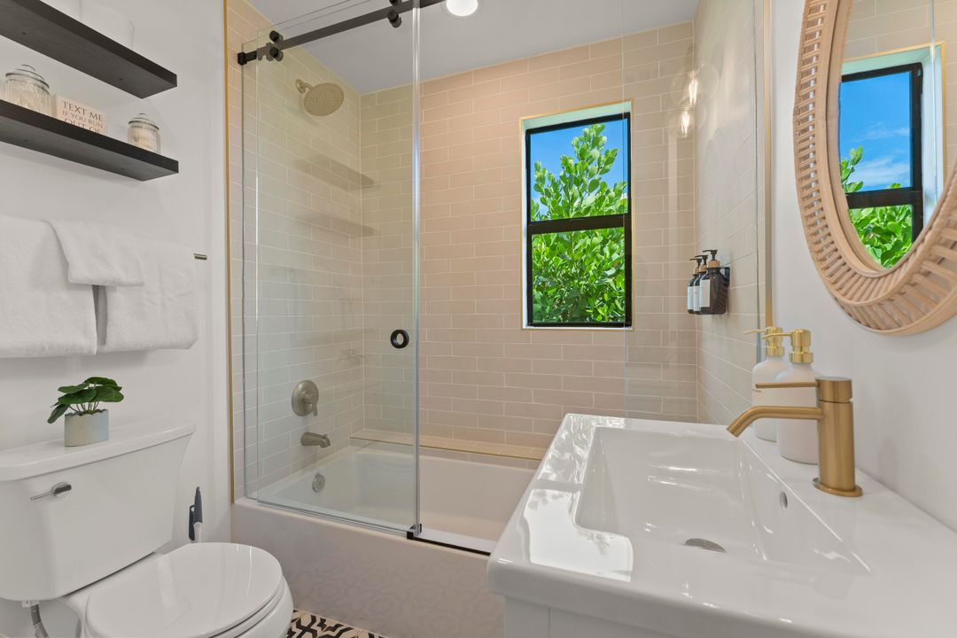 For Rent: $9,500 (4 beds, 2 baths, 1264 Square Feet)