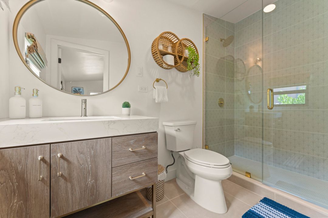 For Rent: $9,500 (4 beds, 2 baths, 1264 Square Feet)