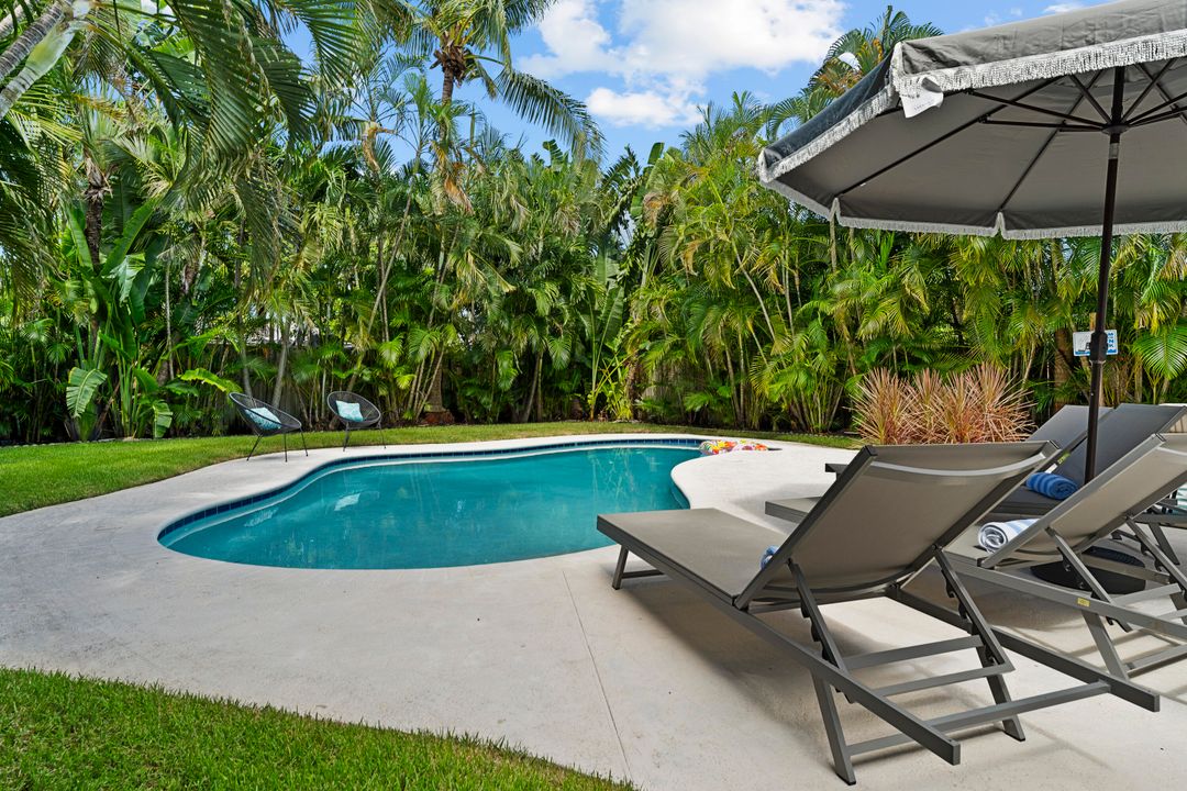 For Rent: $9,500 (4 beds, 2 baths, 1264 Square Feet)