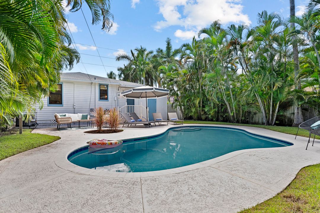 For Rent: $9,500 (4 beds, 2 baths, 1264 Square Feet)